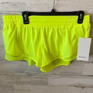 Lululemon Hotty Hot LR Short 2.5” Lined Size 14 NEW